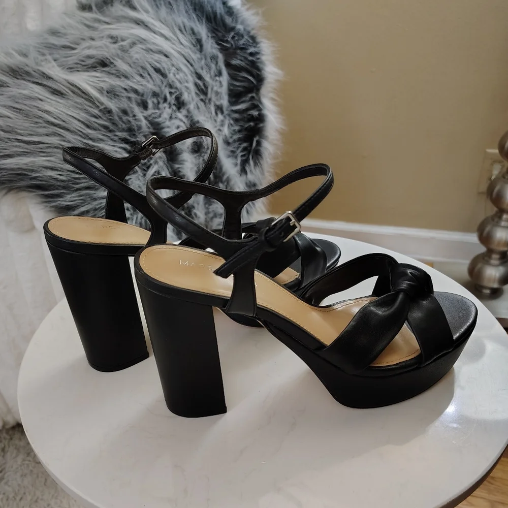 🆕⭐ Marc Fisher Black Platform Sandals Heels